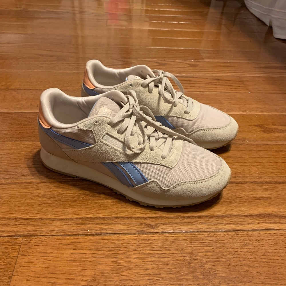 Reebok tennis shoes